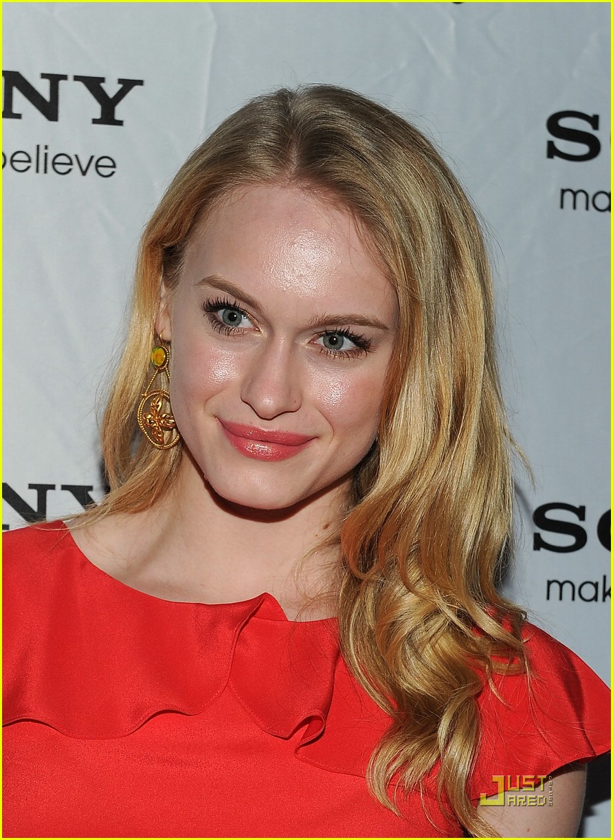 Leven Rambin The Hunger Games Glimmer Photo Photo Gallery