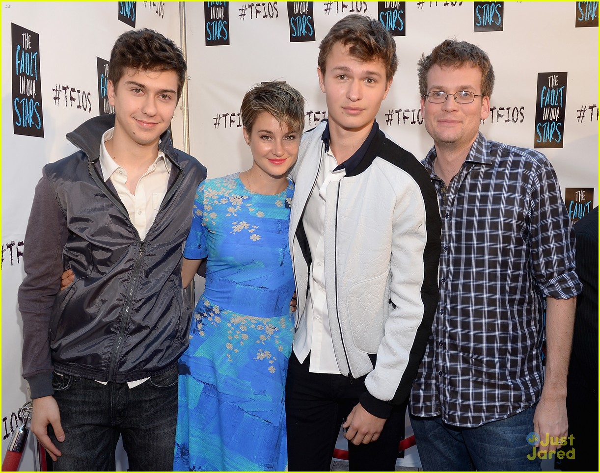 Shailene Woodley Talks Kissing Divergent Brother Ansel Elgort For