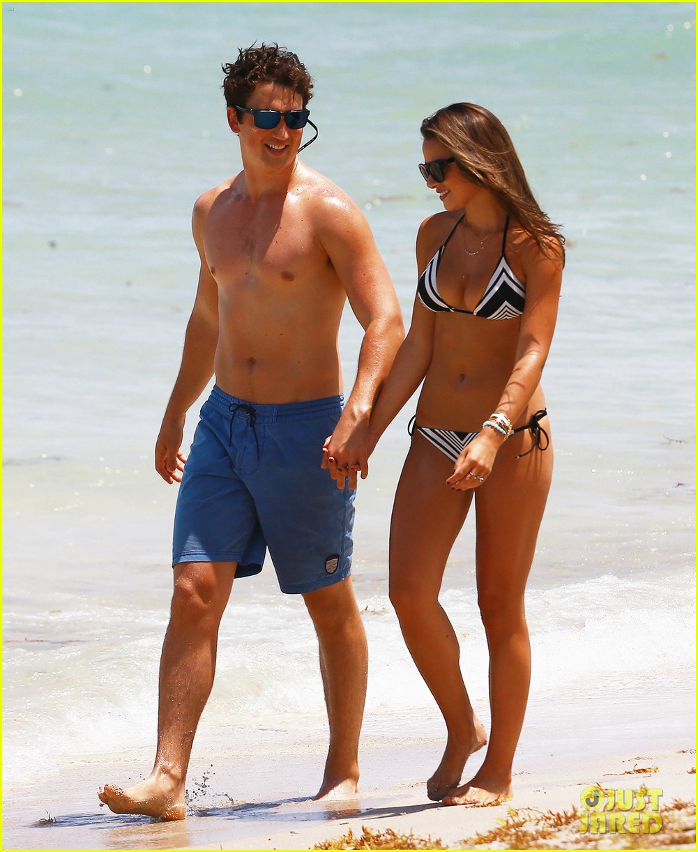 Miles Teller Gets In Another Beach Day With Girlfriend Keleigh Sperry Photo Photo