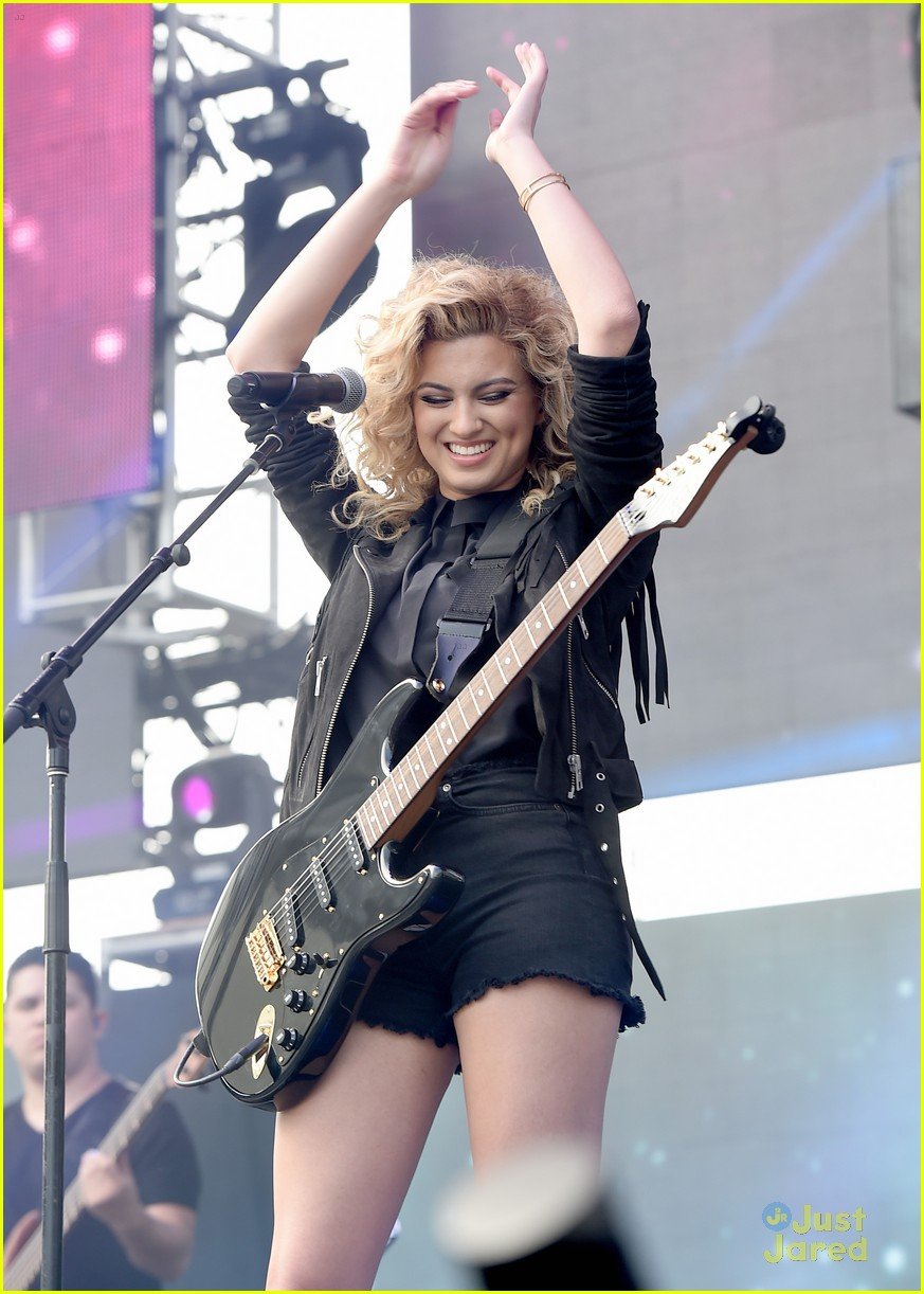 Full Sized Photo Of Tori Kelly Wango Tango Performance Pics Tori Kelly Brings Her