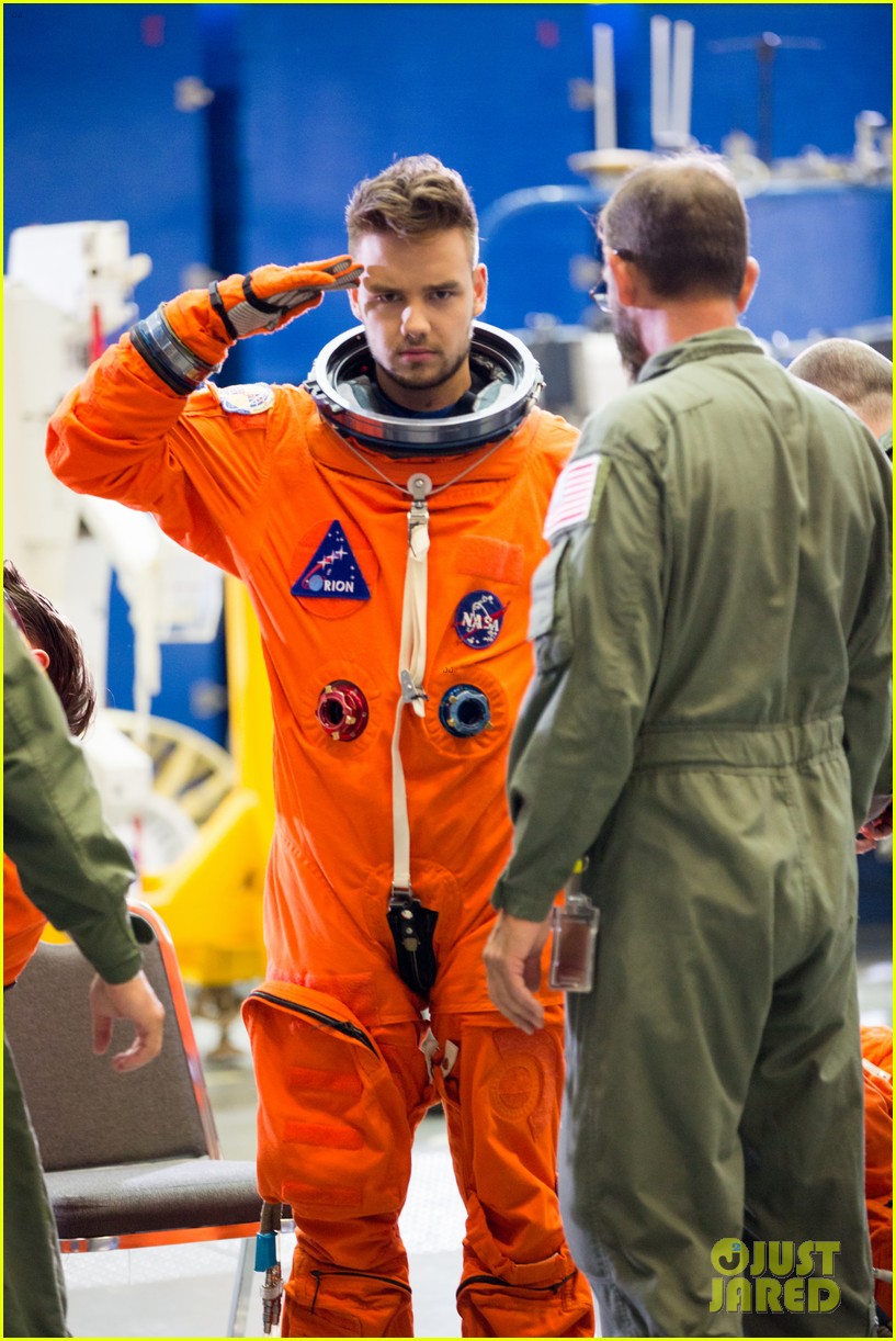 One Direction Get Ready For Space In Drag Me Down Video Go Behind The Scenes Photo