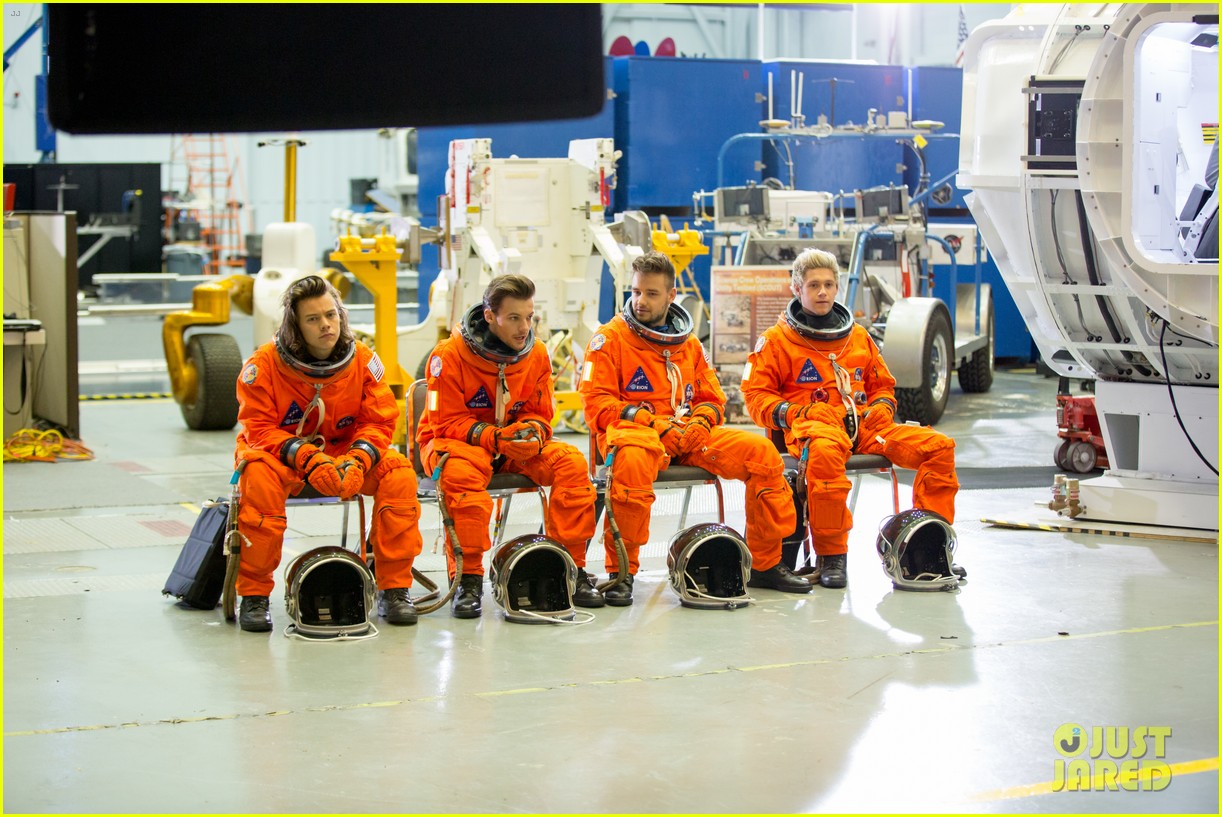 One Direction Get Ready For Space In Drag Me Down Video Go Behind The Scenes Photo