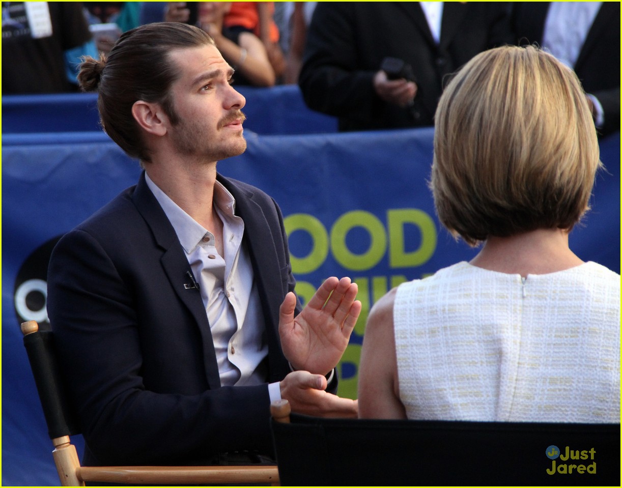 andrew garfield says hes always had fatherly insticts 11