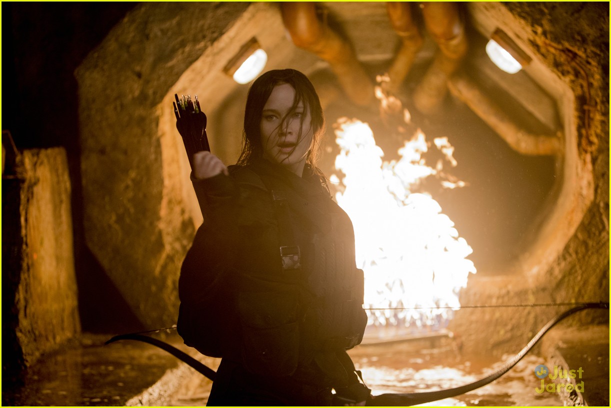 New Tv Spots Stills Released For The Hunger Games Mockingjay Part