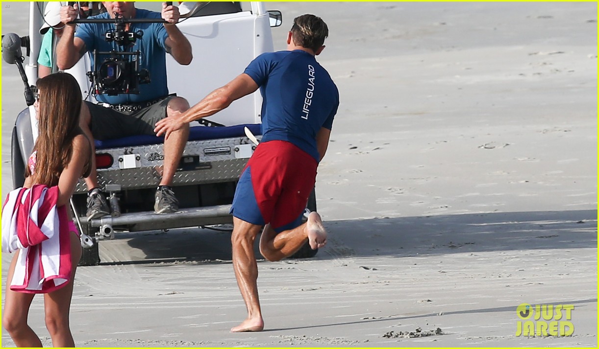 Zac Efron Alexandra Daddario Hit The Beach For More Baywatch Photo Photo Gallery