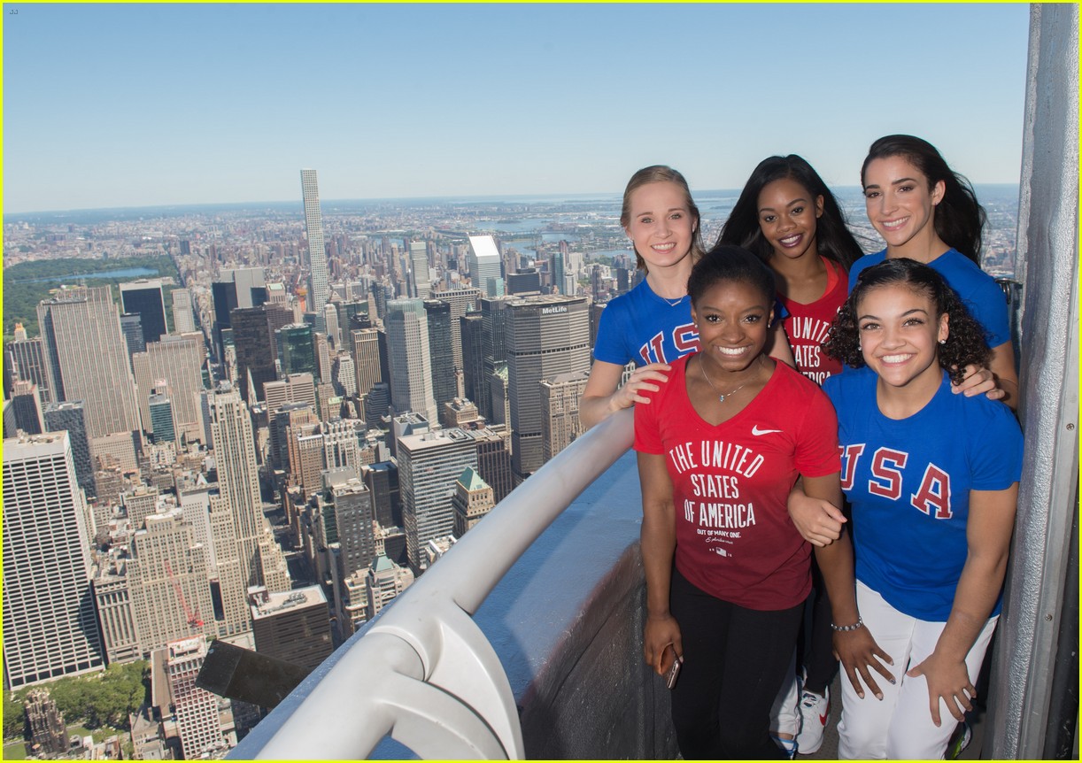 Simone Biles Is The Grandma Of The Final Five Now Photo 1014804