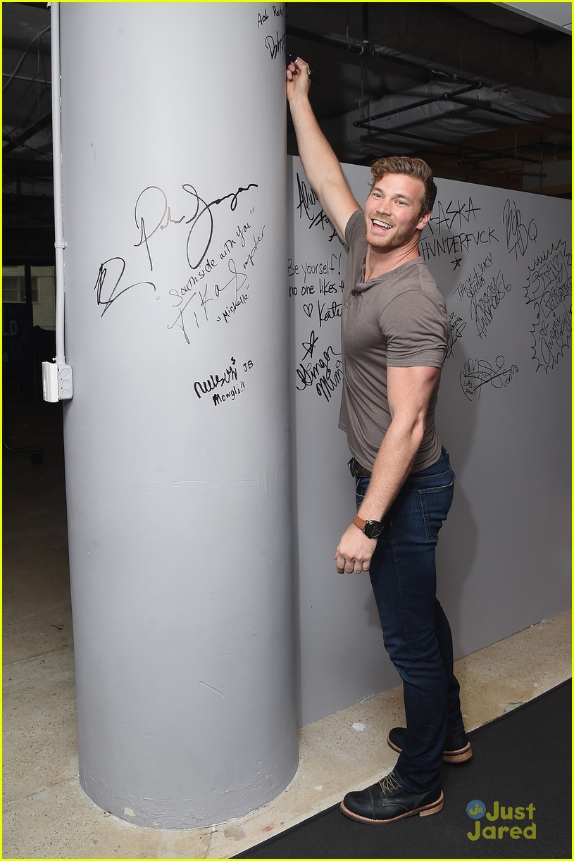 Derek Theler Jean Luc Bilodeau Dish On New Season Of Baby Daddy