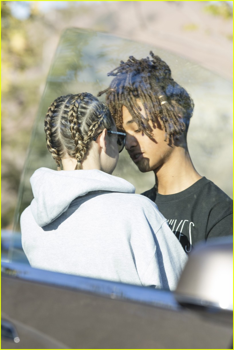 Full Sized Photo Of Jaden Smith Shows Some Pda With Girlfriend Sarah