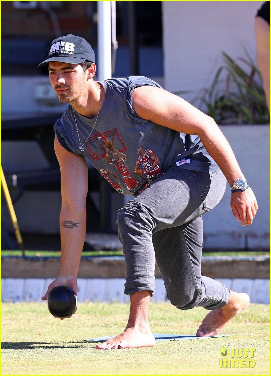 Full Sized Photo Of Nick Jonas Joe Jonas Flaunt Buff Biceps Playing