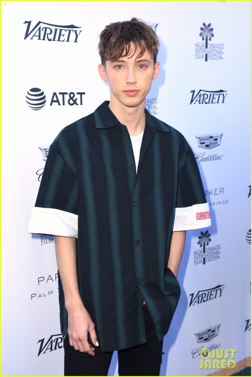 Troye Sivan Reveals His Date For The Golden Globes Photo