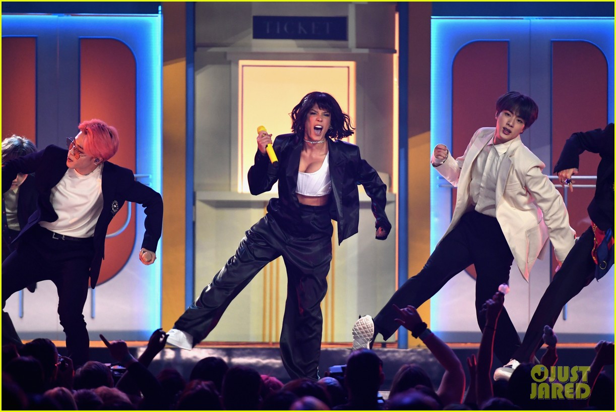 Bts Halsey Slay Their Debut Live Performance Of Boy With Luv At