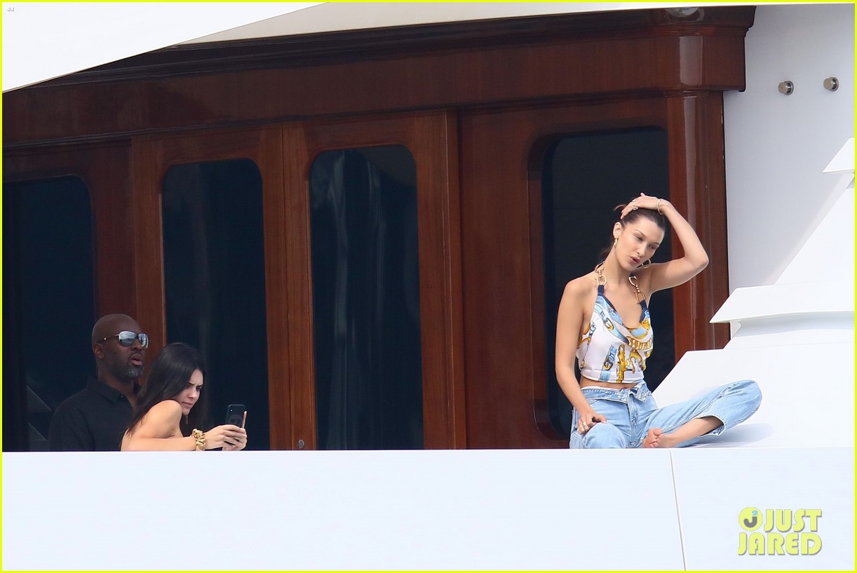 Full Sized Photo Of Kendall Jenner In A Bikini Yacht In France