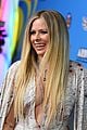 avril lavigne accepts special honor at ardys 2019 16