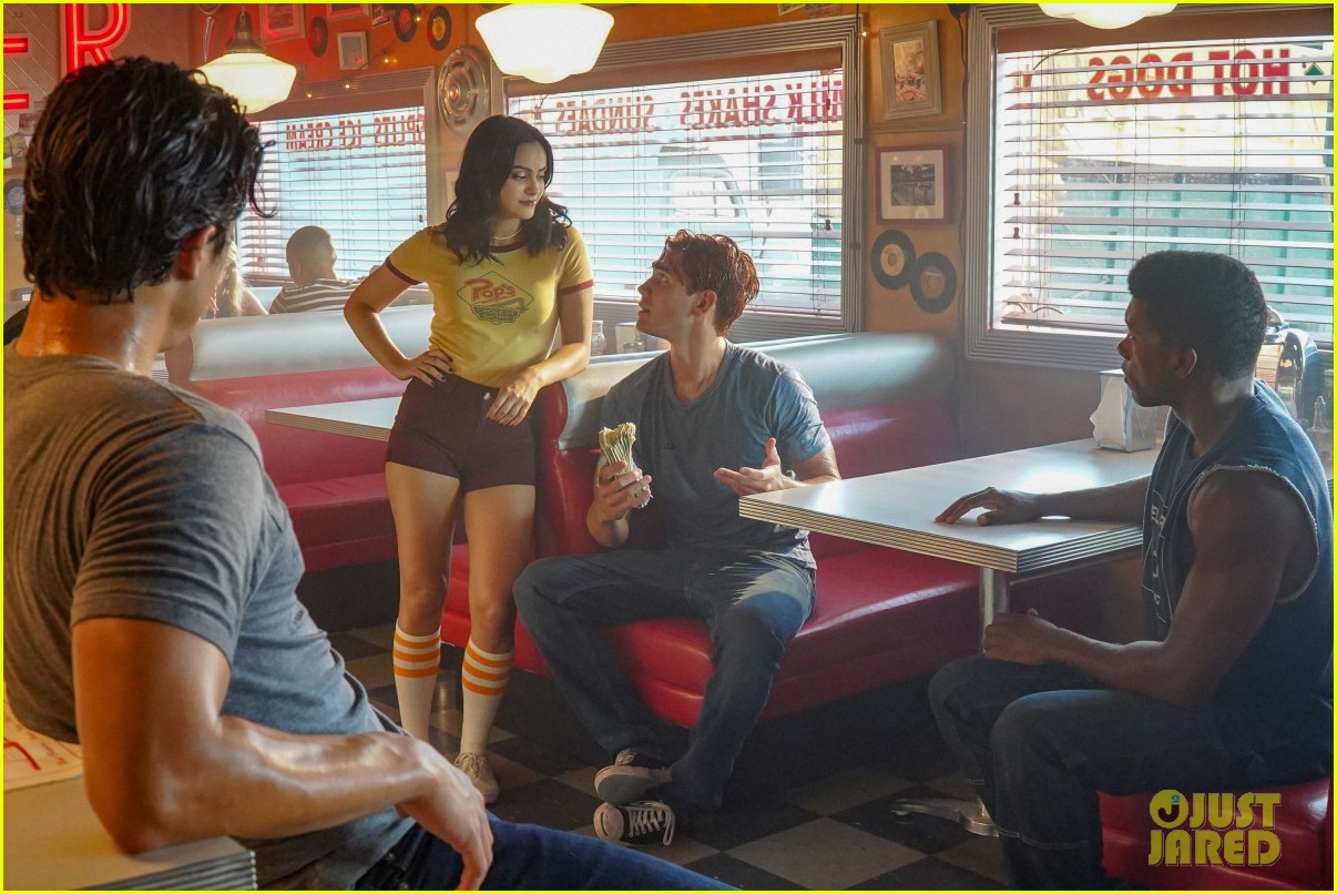 Full Sized Photo Of Kj Apa Charles Melton Go Shirtless In Tonights Riverdale Kj Apa