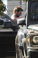 liam hemsworth muscles pumped up after workout 41