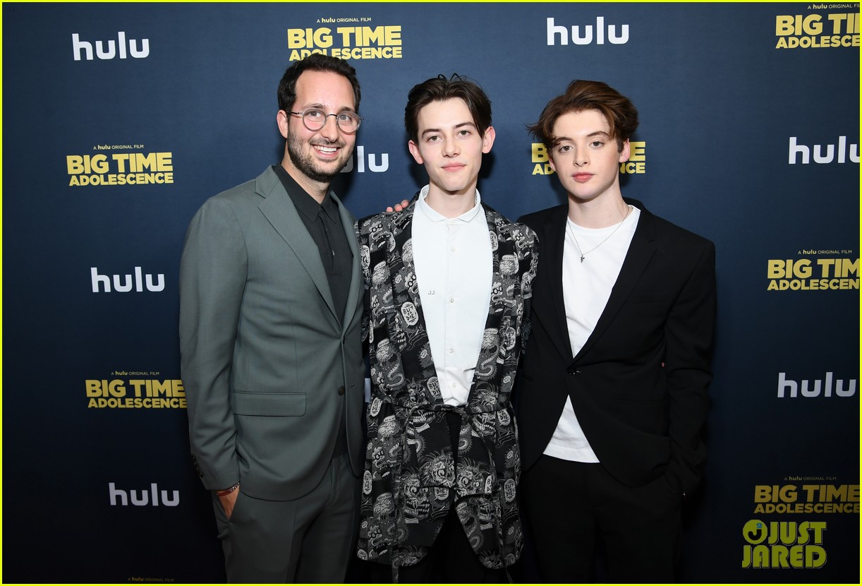 noah centineo thomas barbusca would love to work together 08