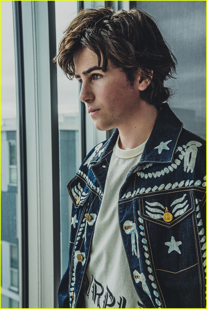 get to know young rocks bff gabe taj cross 10 fun facts 02