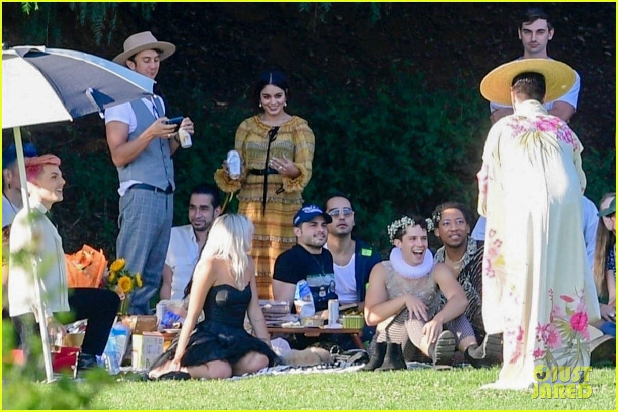 vanessa hudgens gg magree costume party in the park 04