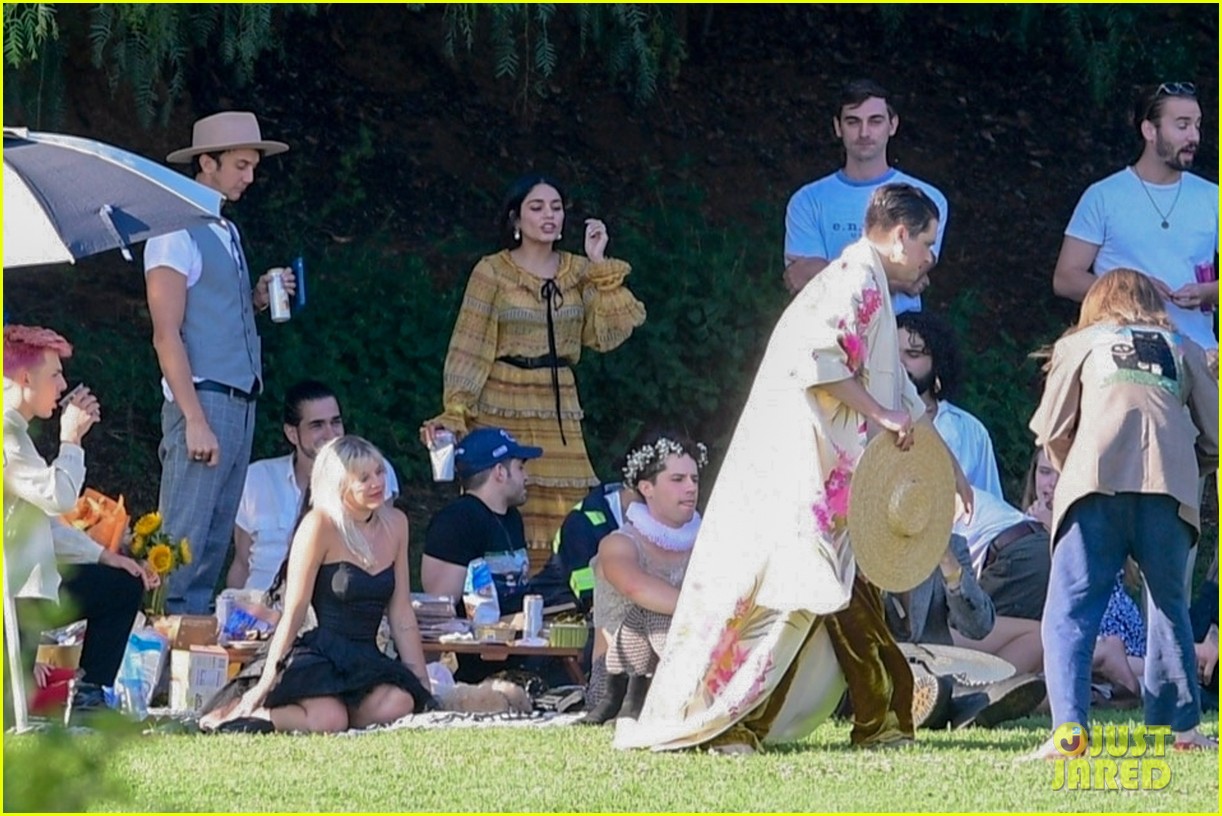 vanessa hudgens gg magree costume party in the park 21