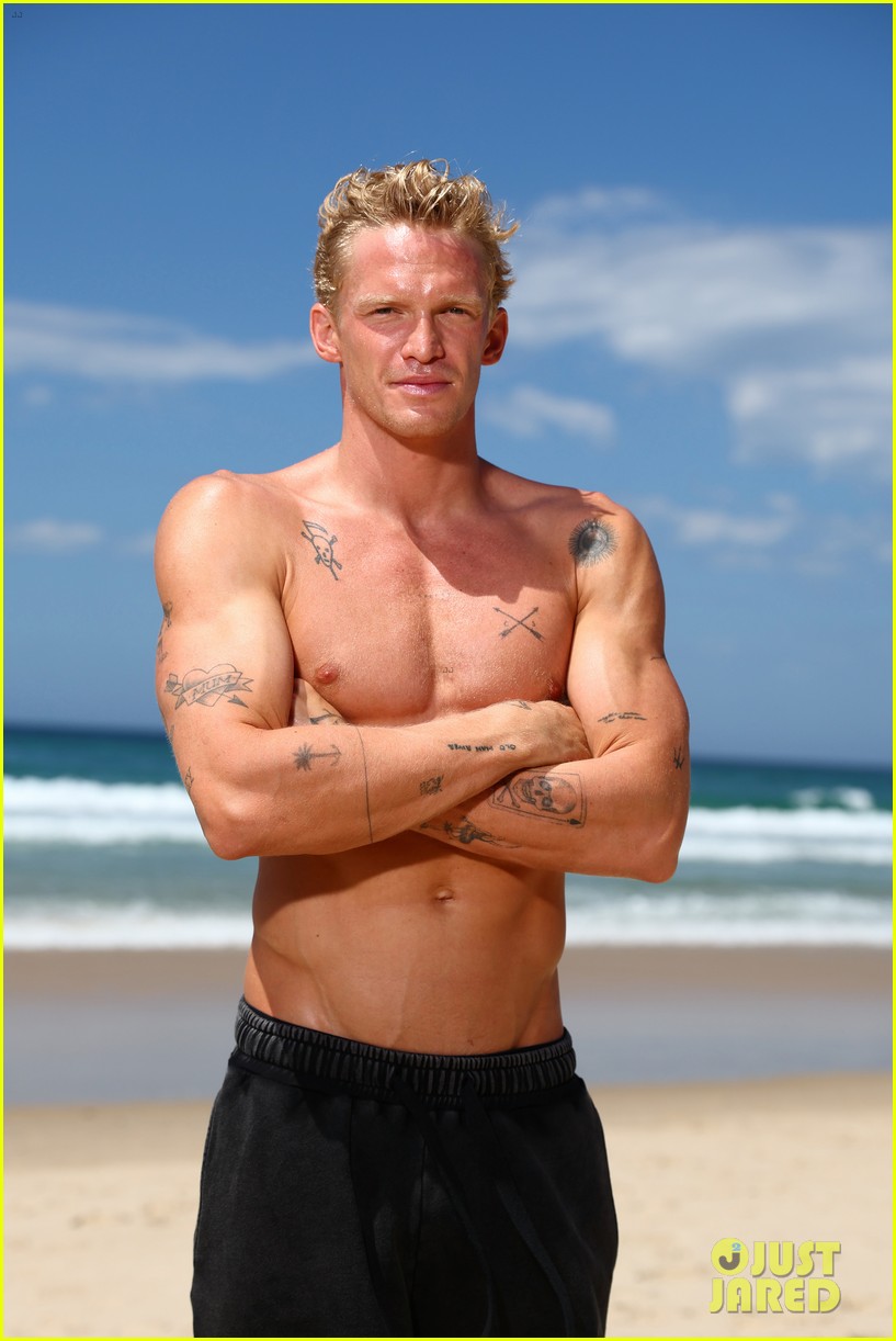 Full Sized Photo Of Cody Simpson Shirtless Beach Cleanup Cody