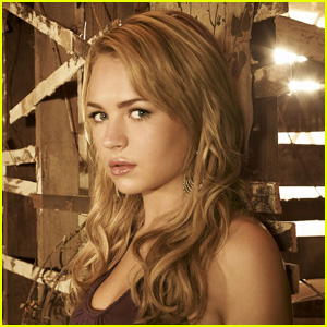 Britt Robertson Secret Circle Cast Pics Britt Robertson Jessica