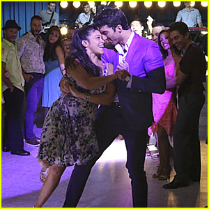 Rafael Steals Janes Heart Again On The Dance Floor On Jane The Virgin