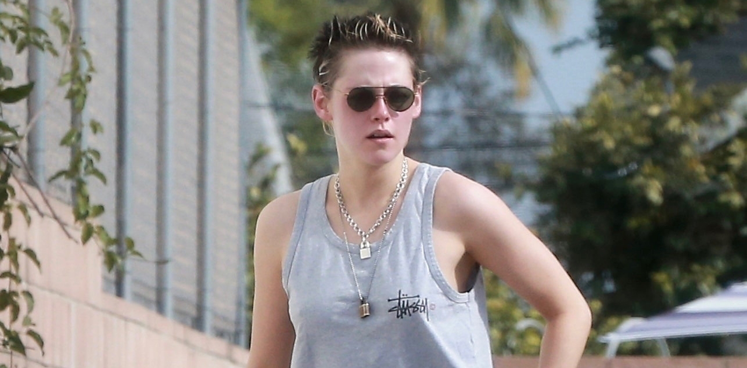 Kristen Stewart Flaunts Toned Tummy While Enjoying Spa Trip Kristen