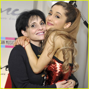 Ariana Grande's Mom Pens Touching Message About Demi Lovato