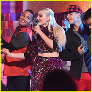 Meg Donnelly Performs 'With U' at ARDYs 2019 - Watch Now!