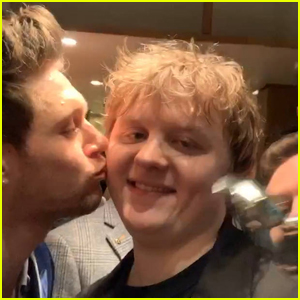 Niall Horan Kisses Lewis Capaldi's Cheek After His Big Wins at BRIT Awards 2020!