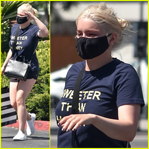 Ariel Winter Stops By Sephora For Supplies While Showing Off New Blonde Hair