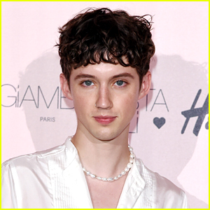 Troye Sivan Drops New Song 'Easy' From Upcoming EP 'In A Dream' - Listen Now!
