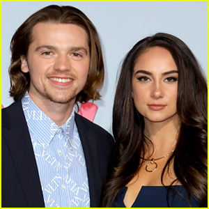 The Kissing Booth's Joel Courtney Marries Girlfriend Mia Scholink!