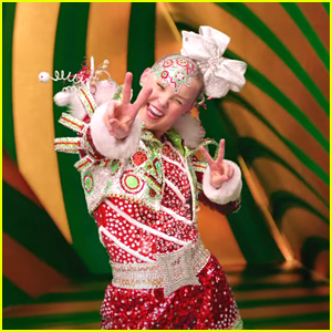 JoJo Siwa Stars In Meghan Trainor's 'I Believe In Santa' Music Video - Watch!