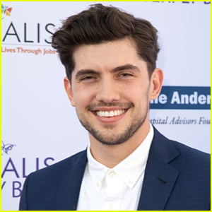 Carter Jenkins Joins Cast of Limited Series 'Women of the Movement'