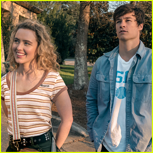 Kathryn Newton & Kyle Allen Get Stuck In a Time Loop In 'The Map of Tiny Perfect Things' Trailer