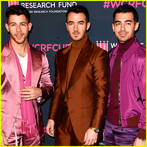Nick Jonas Drops 'Spaceman' Deluxe Album With New Jonas Brothers Song - Listen!