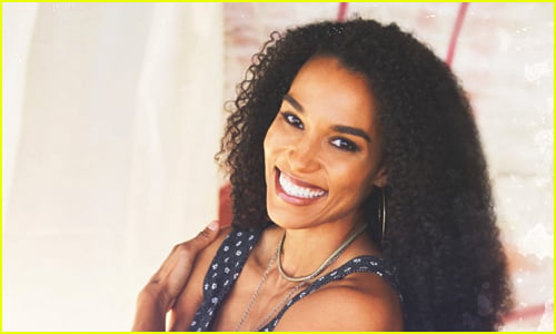 Brooklyn Sudano smiles big while looking over her shoulder