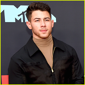 This Is How Nick Jonas Cracked His Rib In a Biking Accident