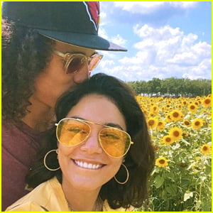 Vanessa Hudgens Details Meeting BF Cole Tucker On Zoom & Sliding Into His DMs