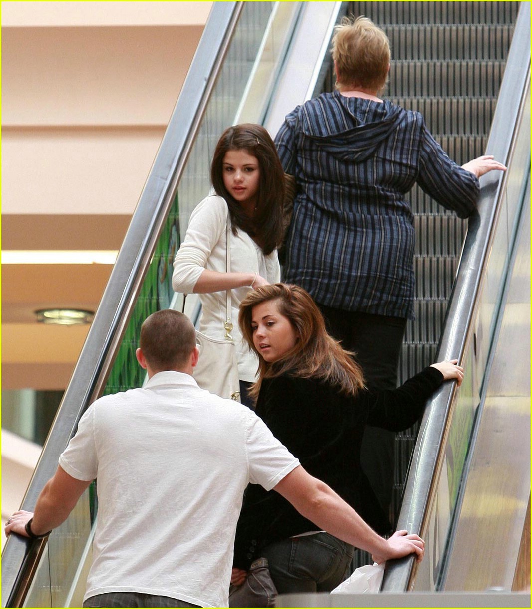 Full Sized Photo of selena gomez calvin klein 01 | Selena Gomez is a Calvin  Klein Girl | Just Jared Jr.