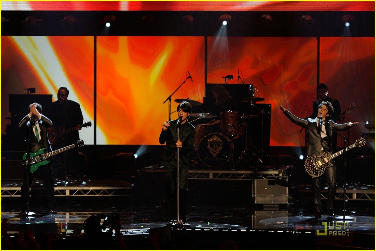 jonas brothers show ama 02