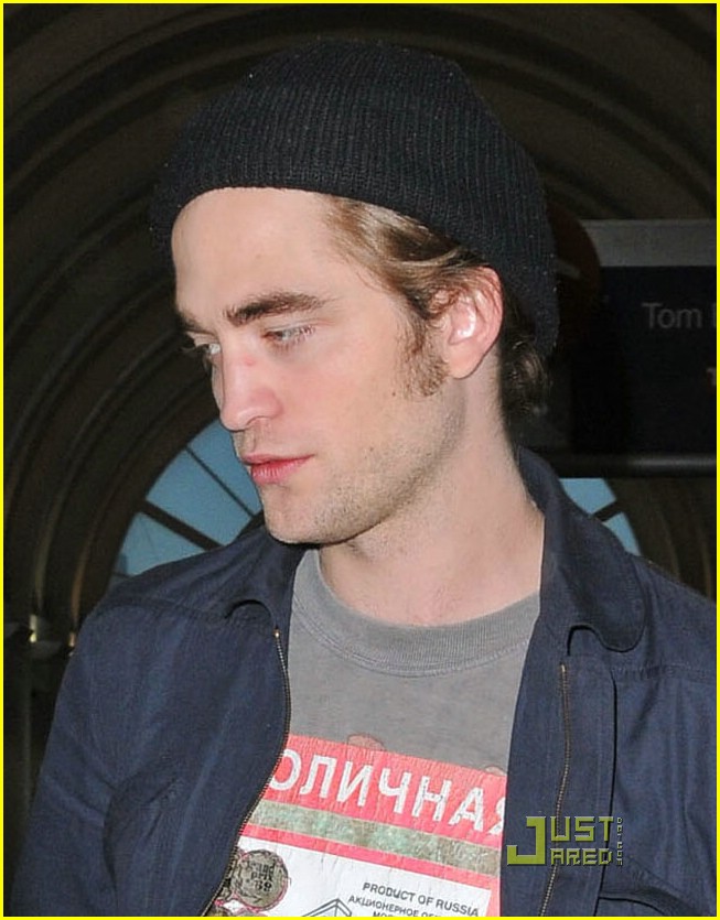 Kristen Stewart is Proud of Twilight | Photo 11001 - Photo Gallery ...