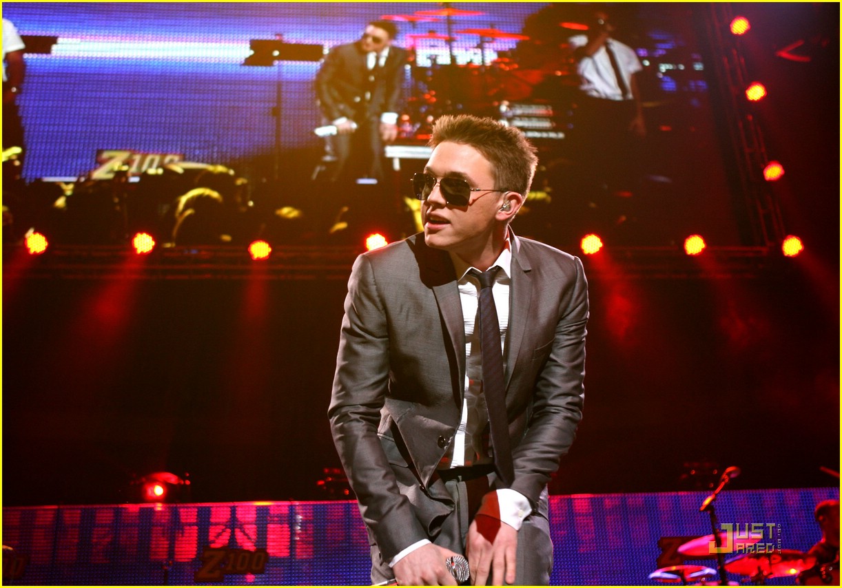 jesse mccartney z100 jingle ball 09
