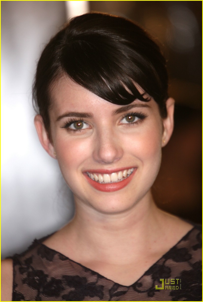 Full Sized Photo Of Emma Roberts Benjamin Button Premiere Emma Roberts Is Lovely In Lace