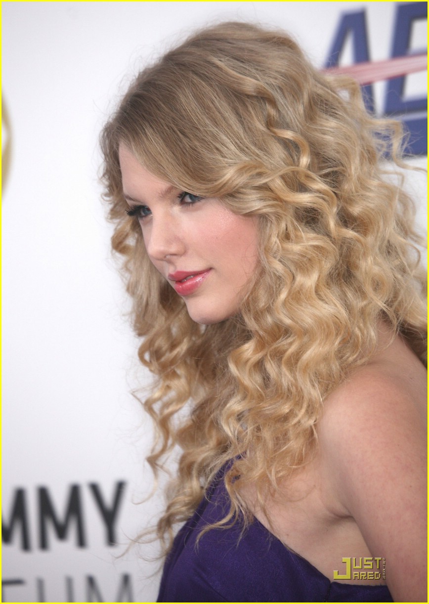 Taylor Swift Announces Grammy Nominations! Photo 22631 Photo