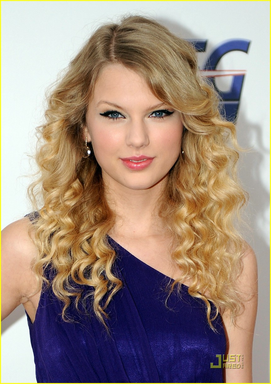 Taylor Swift Announces Grammy Nominations! Photo 22691 Photo