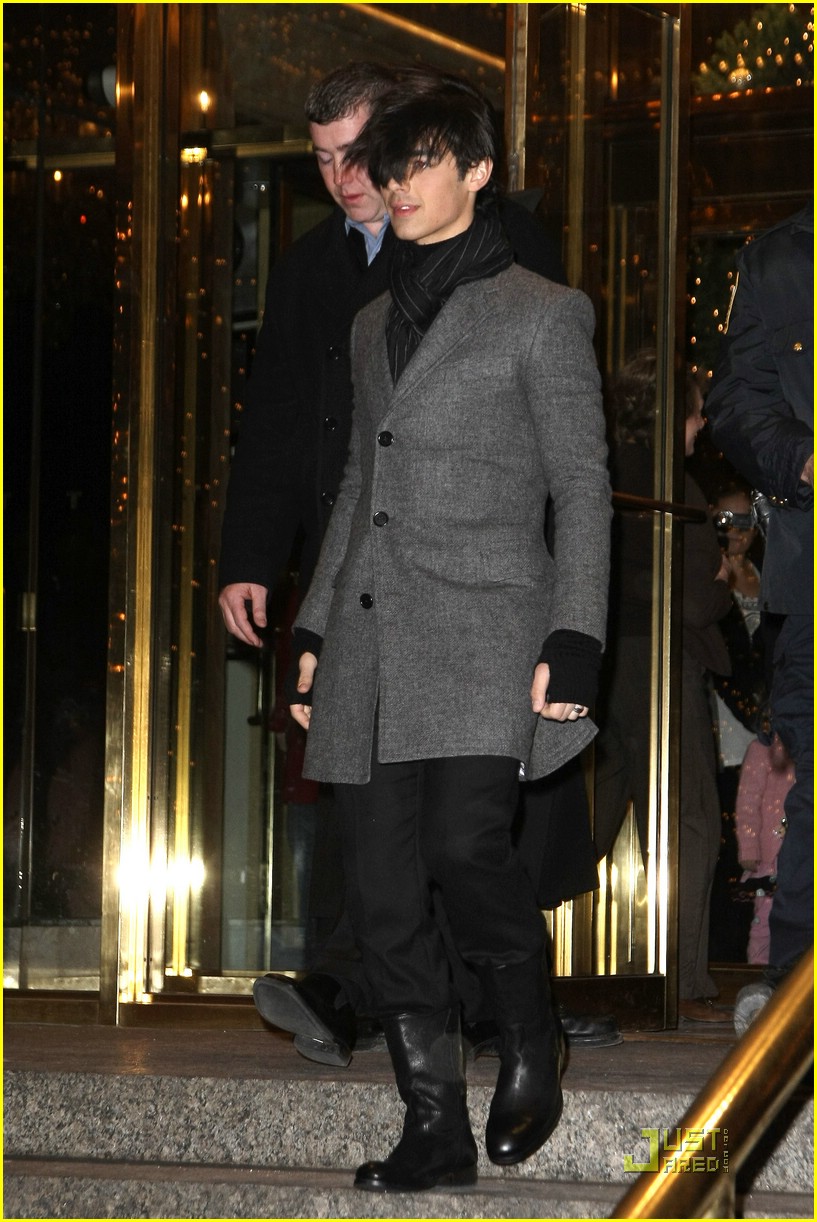 jonas brothers songs new year's eve