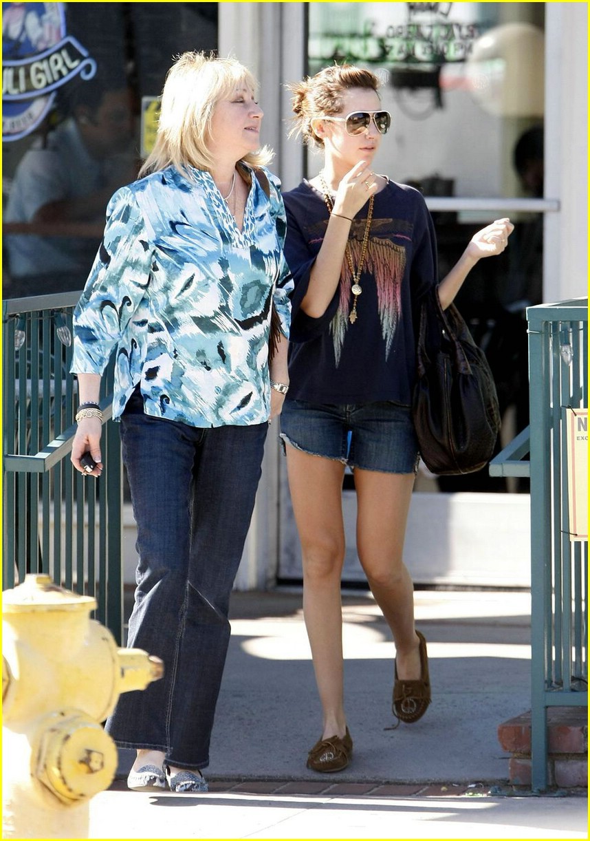 Ashley Tisdale is a Wildfox Woman | Photo 46191 - Photo Gallery | Just