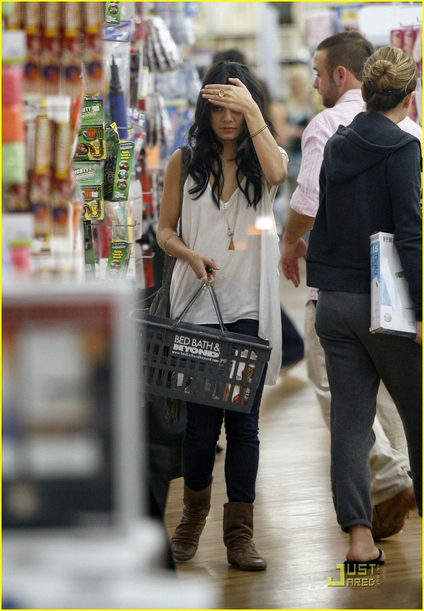 Vanessa Hudgens: To Infinity, Bed, Bath & Beyond! | Photo 45451 - Photo